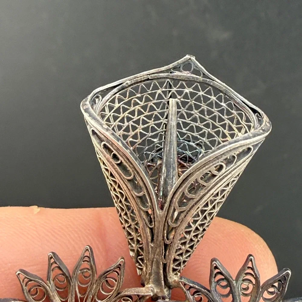 Vintage Spun Silver Brooch Silver Tone Filigree Sunflower Calla Lily Floral